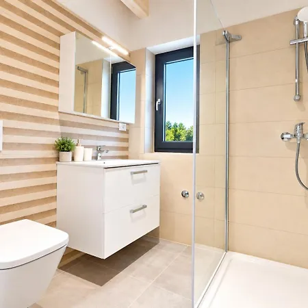 Wellness & Spa, Stella - Heated Pool, Jacuzzi, Table Tennis, Children's Playground, Close To The Sea, Medulin - Istria