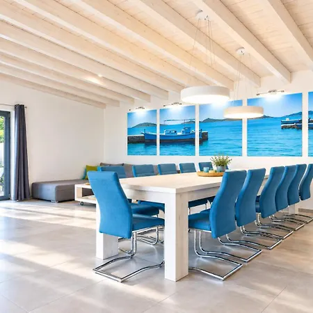 Villa Wellness & Spa, Stella - Heated Pool, Jacuzzi, Table Tennis, Children's Playground, Close To The Sea, Medulin - Istria *
