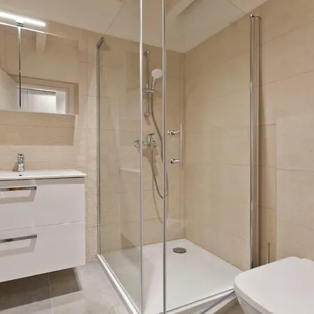 Wellness & Spa, Stella - Heated Pool, Jacuzzi, Table Tennis, Children's Playground, Close To The Sea, Medulin - Istria Pomer