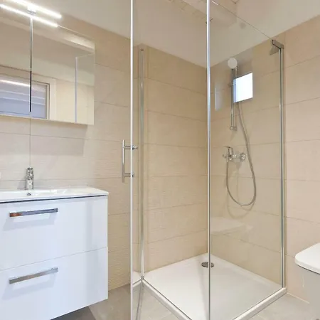 Wellness & Spa, Stella - Heated Pool, Jacuzzi, Table Tennis, Children's Playground, Close To The Sea, Medulin - Istria Villa *